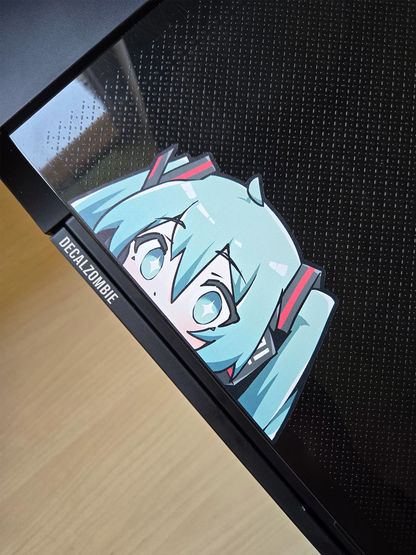 curious miku peeks !